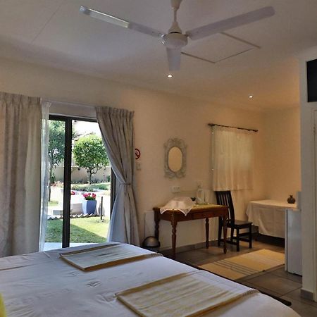 Guest House Mamma Mia Mbombela Eksteriør billede