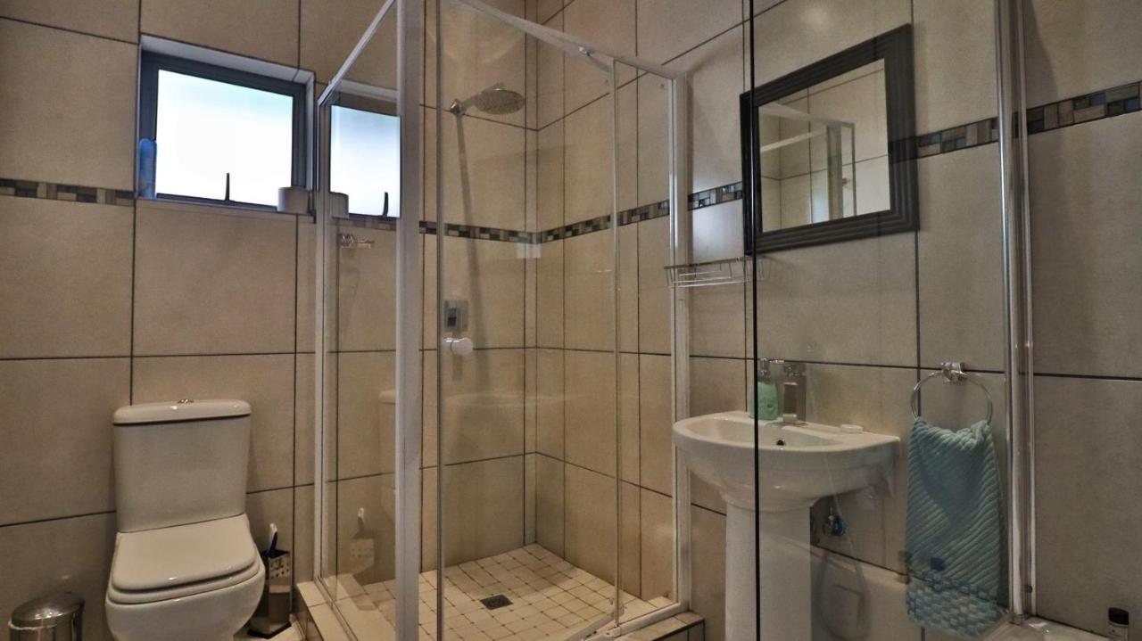 Guest House Mamma Mia Mbombela Eksteriør billede