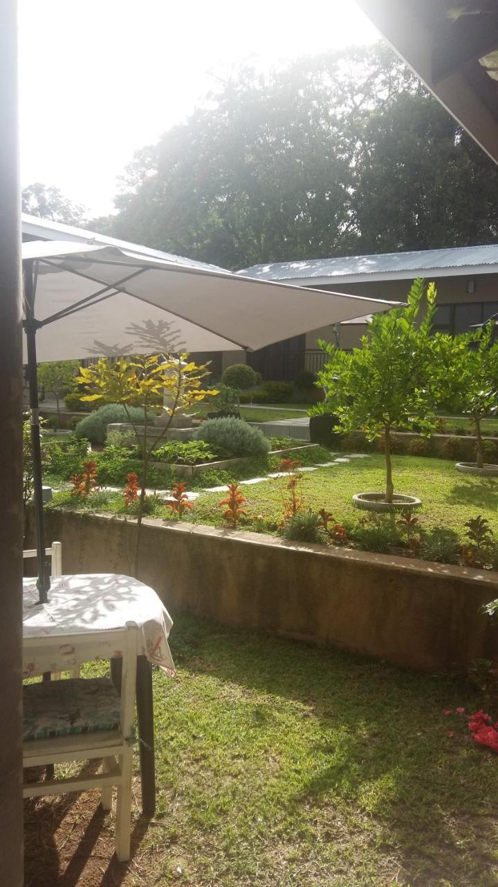 Guest House Mamma Mia Mbombela Eksteriør billede