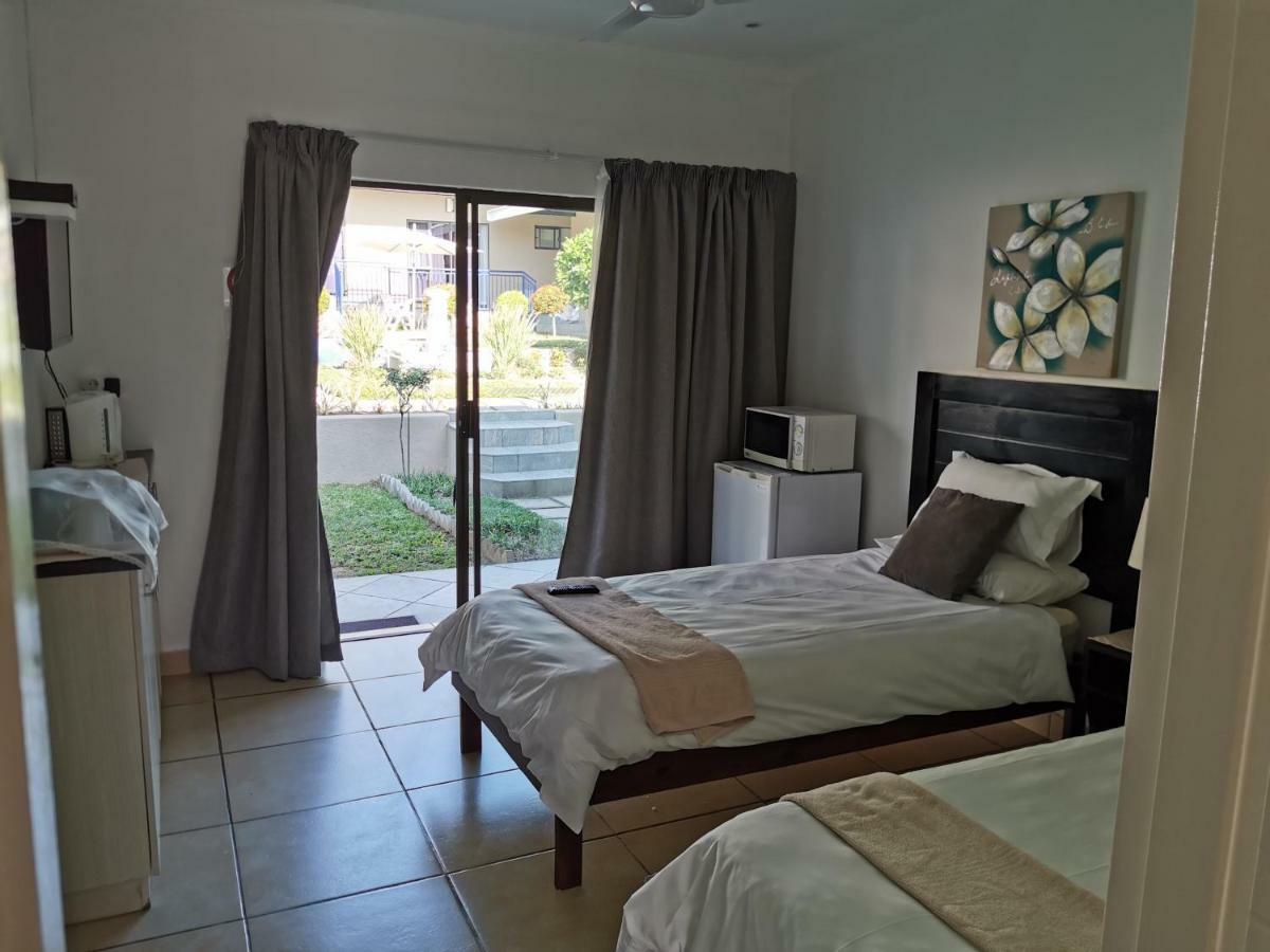Guest House Mamma Mia Mbombela Eksteriør billede